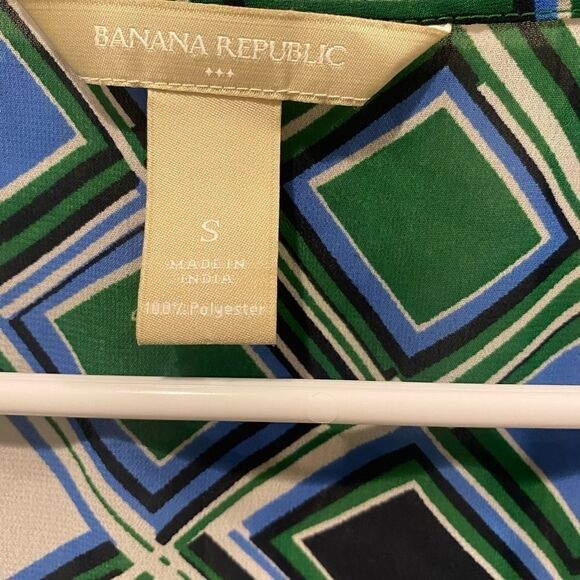 Banana Republic blue and green top! Perfect condition! - Picture 3 of 4